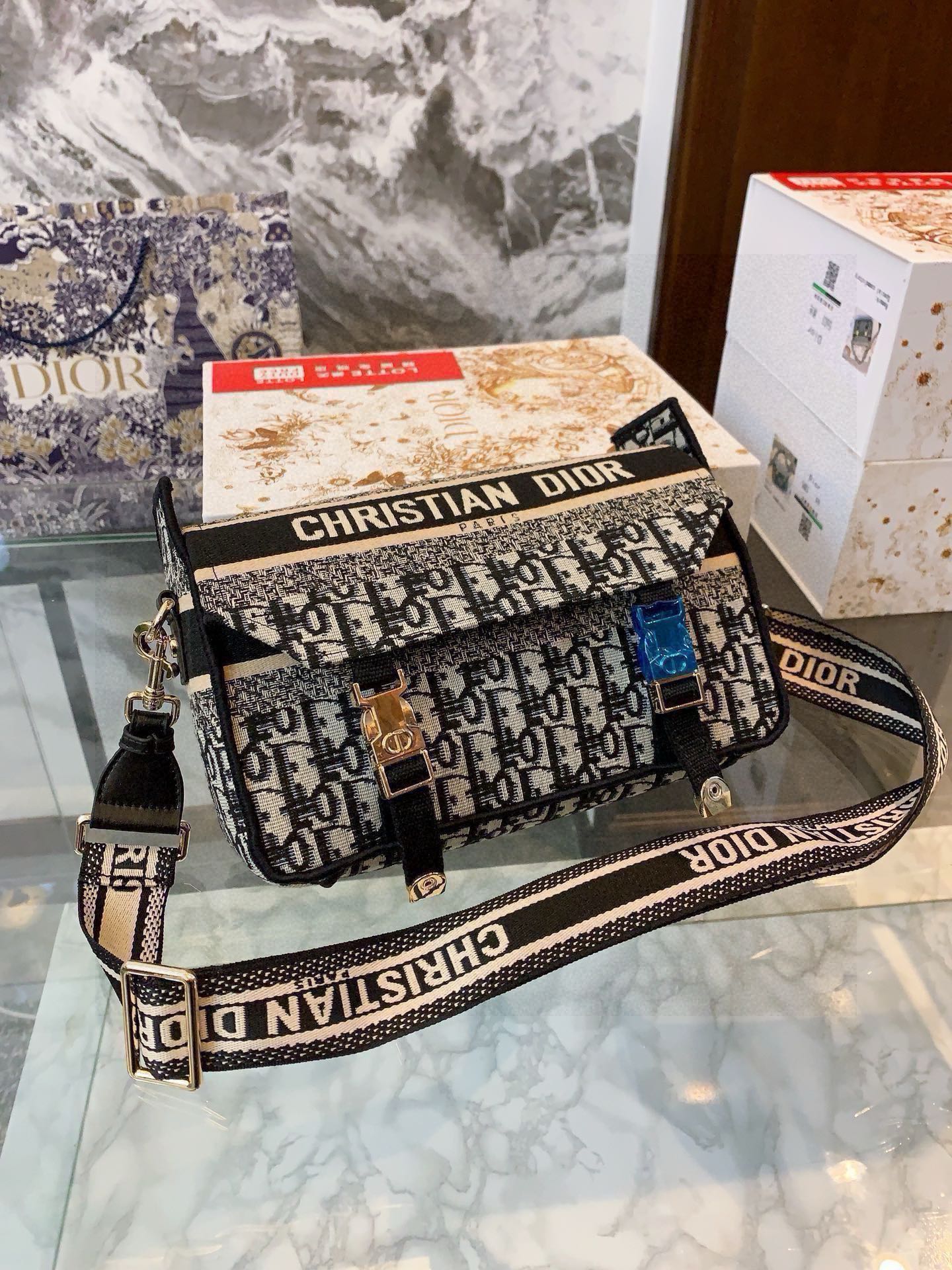 D new arrival Camp mini bag size: 23*15*8cm