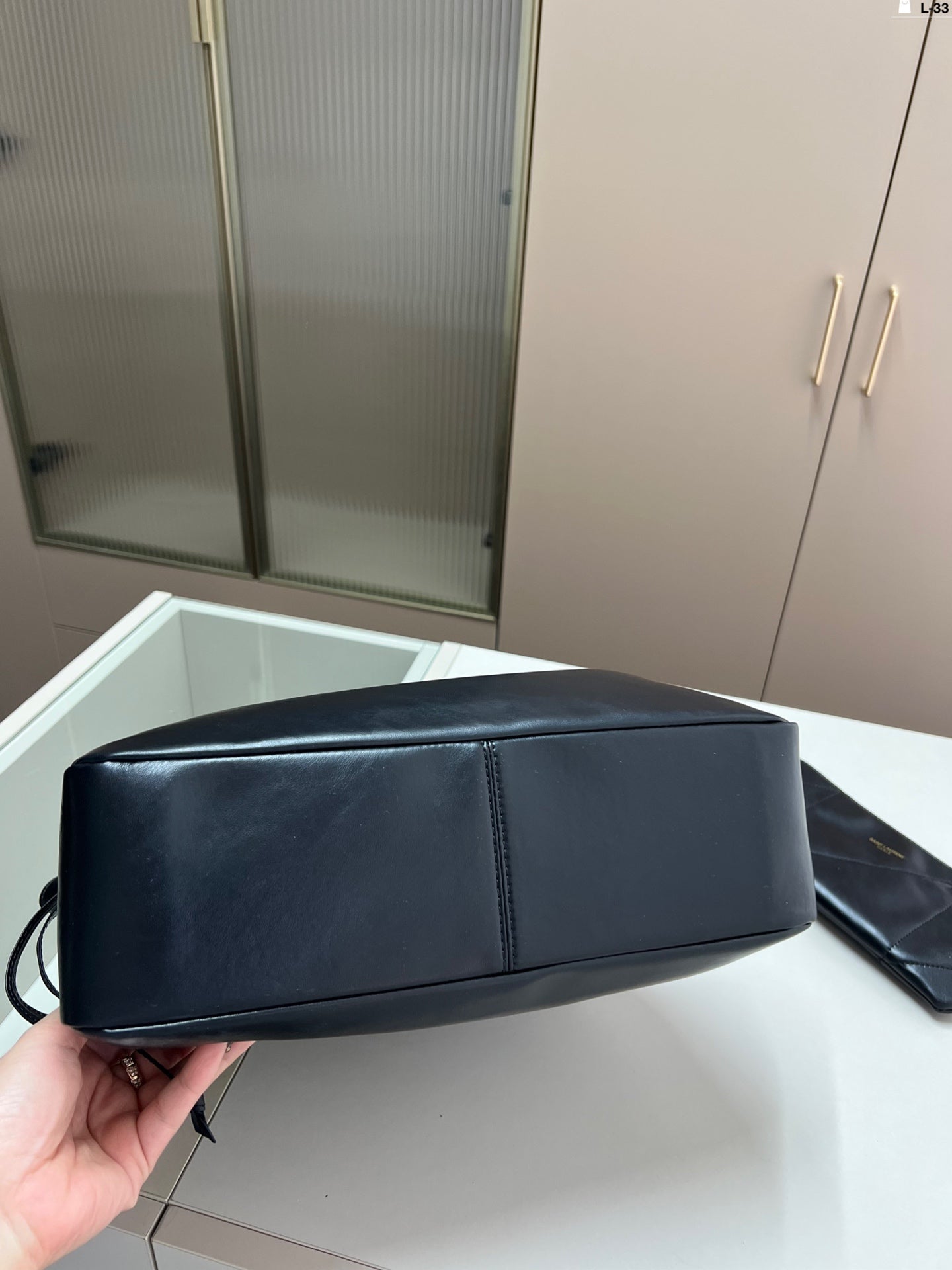 Y new arrival jamie large pochon tote bag size: 33 cm