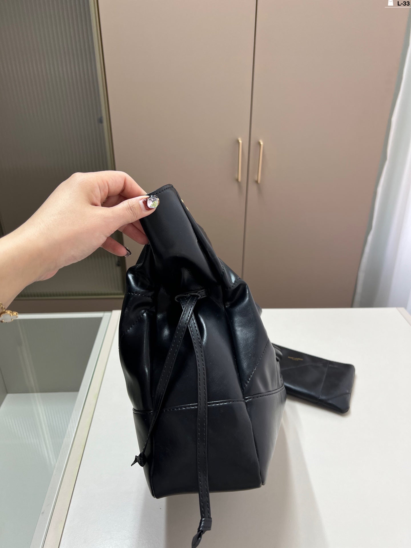 Y new arrival jamie large pochon tote bag size: 33 cm