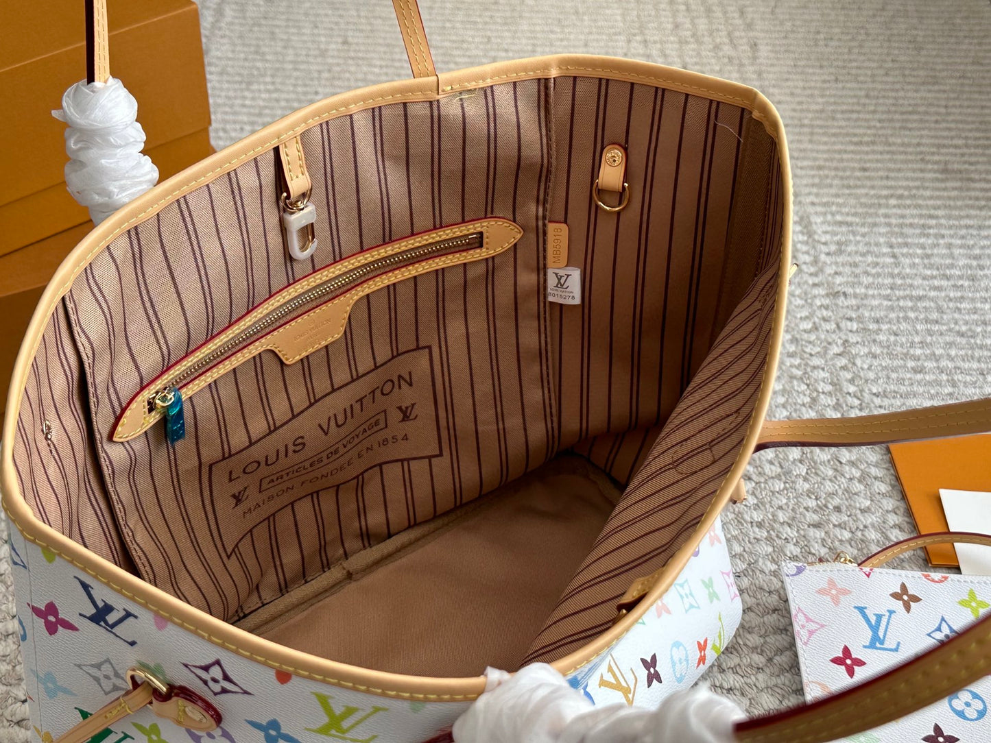 Louis new arrival neverfull N41605 bag size: 32*29*17 cm