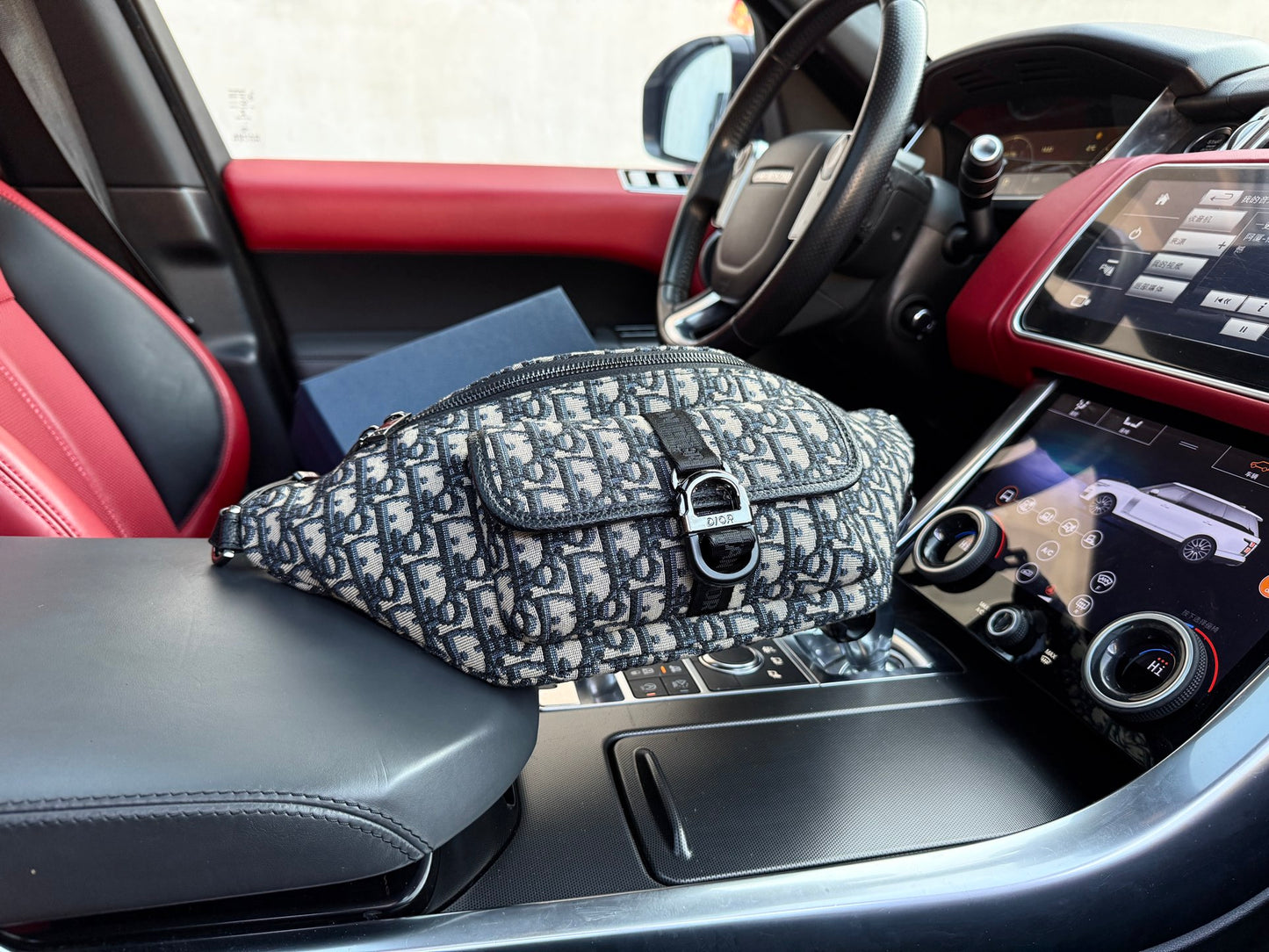 D new arrival waist bag bag size: 39*17cm