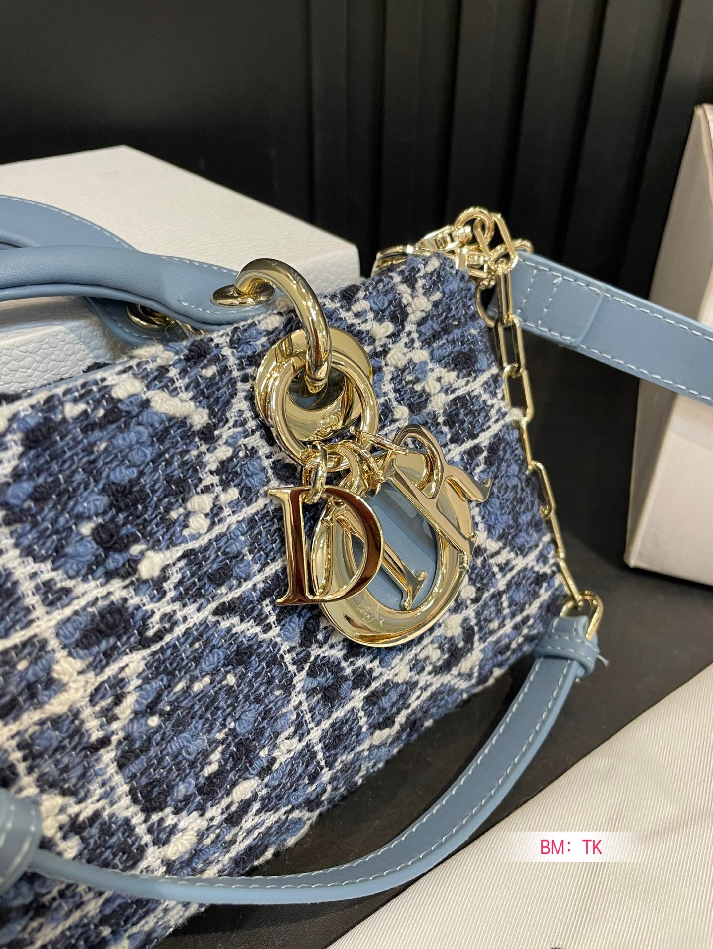 Lady D-joy new arrival bag size: 22*5*12cm