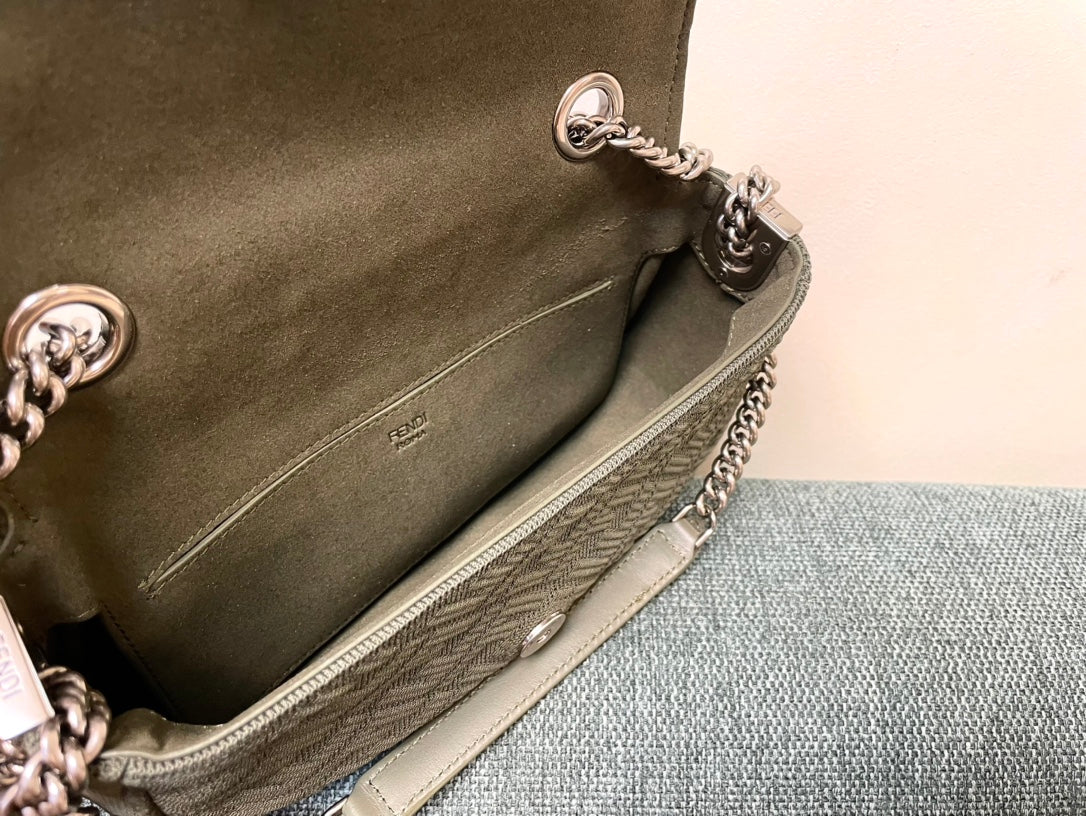 Fd Midi Baguette Chain Bag