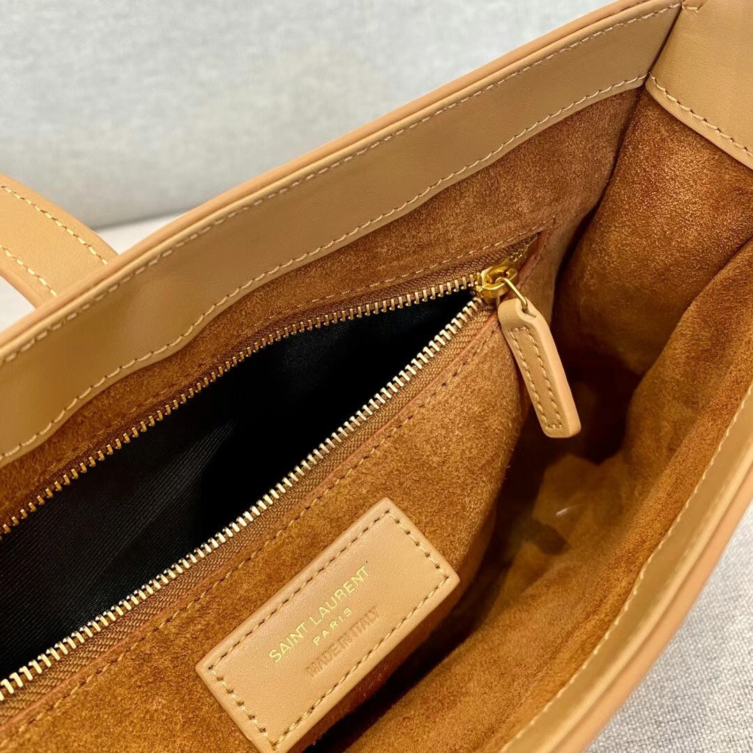 Y Le 5 A 7  Hobo Bag