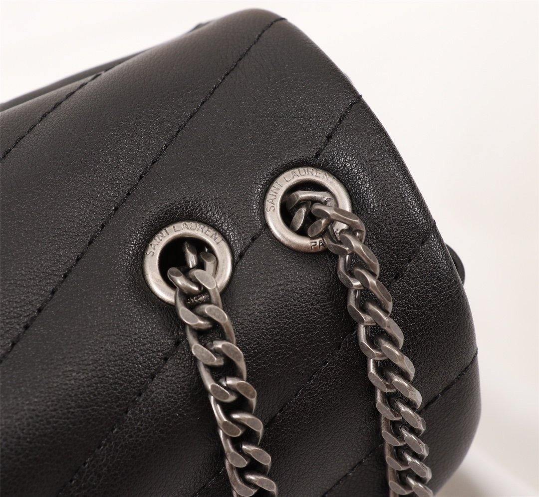 Y Loulou Medium In Matelasse Y Leather