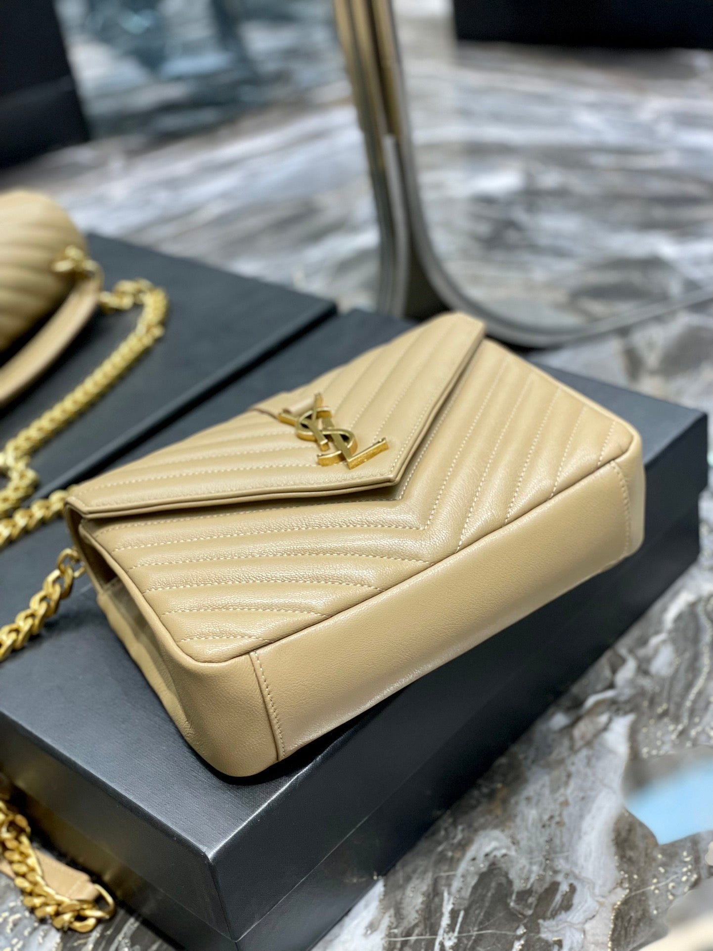 Y College Medium Quilted leather Bag