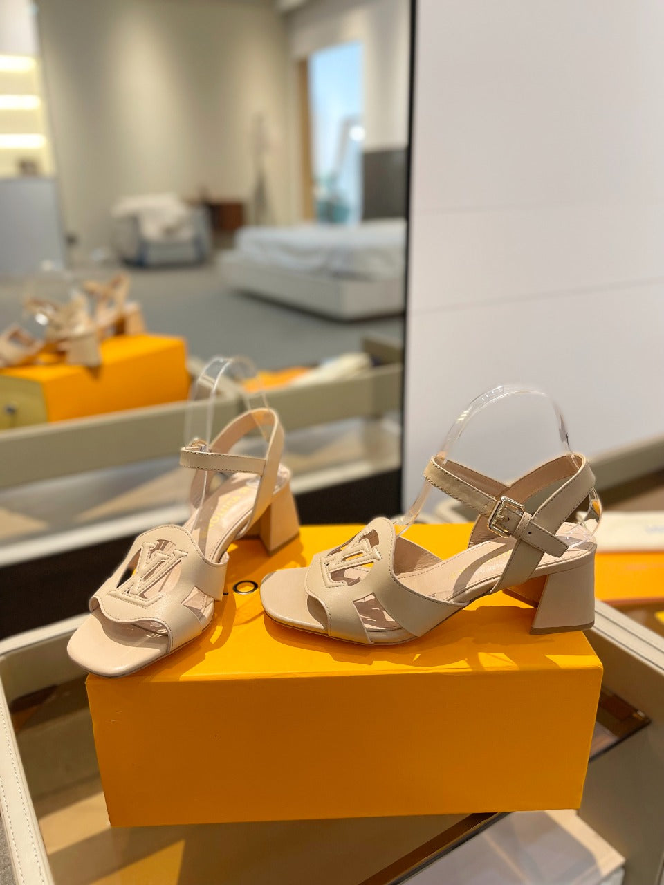 Louis new arrival women summer shoes