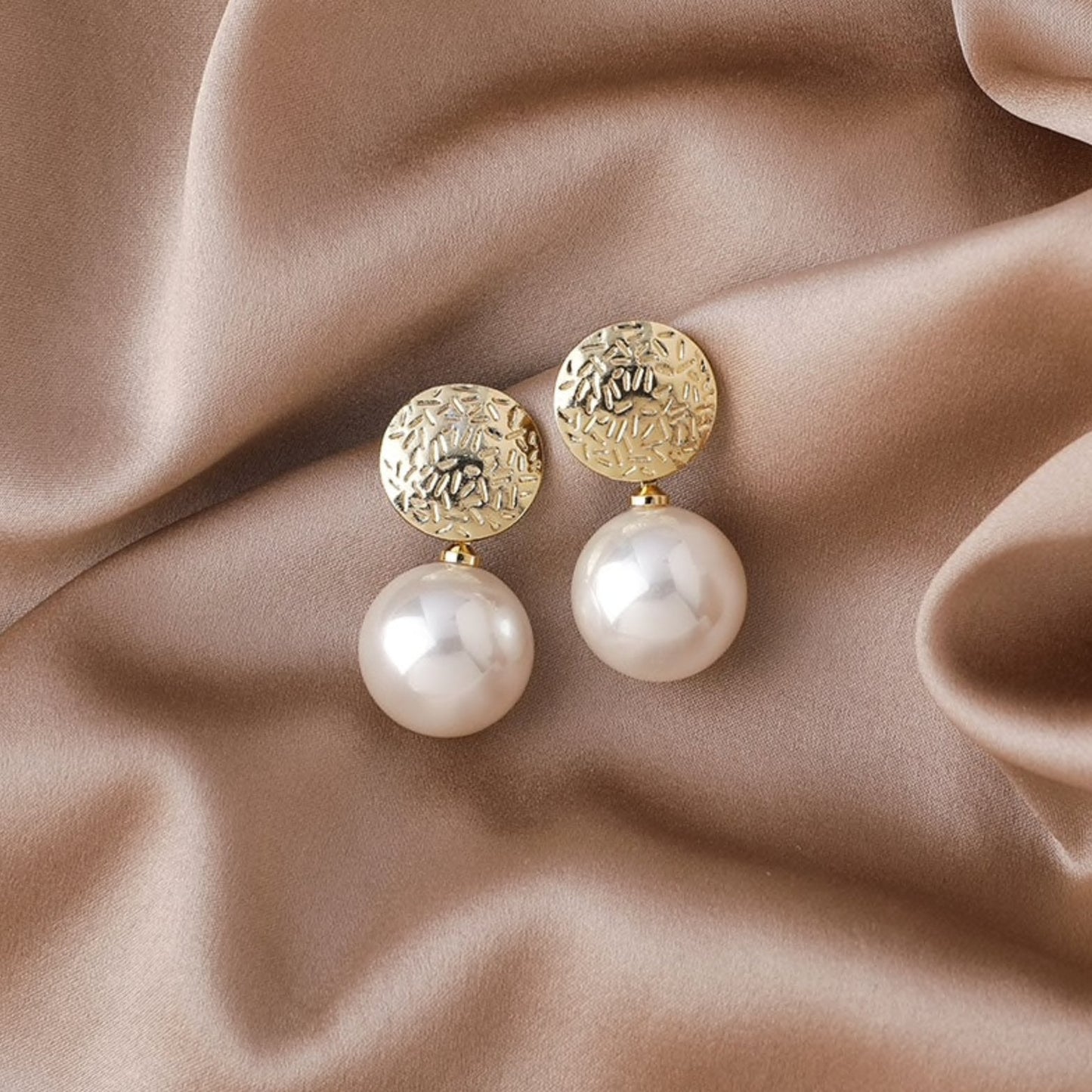 Ava Pearl Drop Earrings