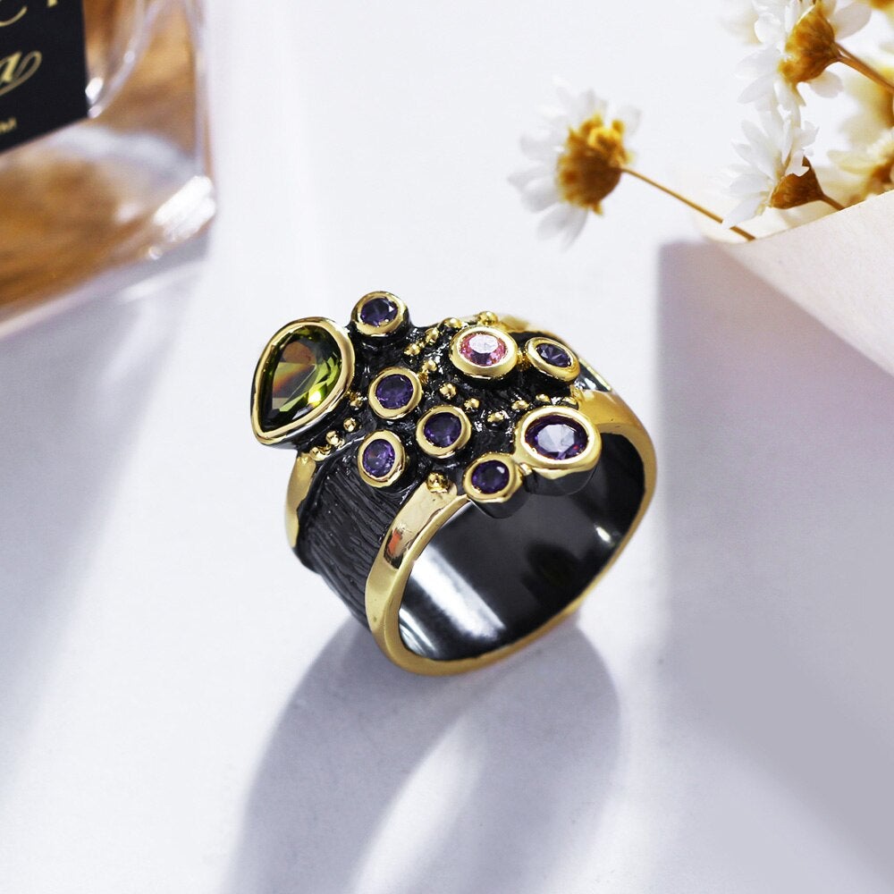 Bague en cristal vintage noir et or
