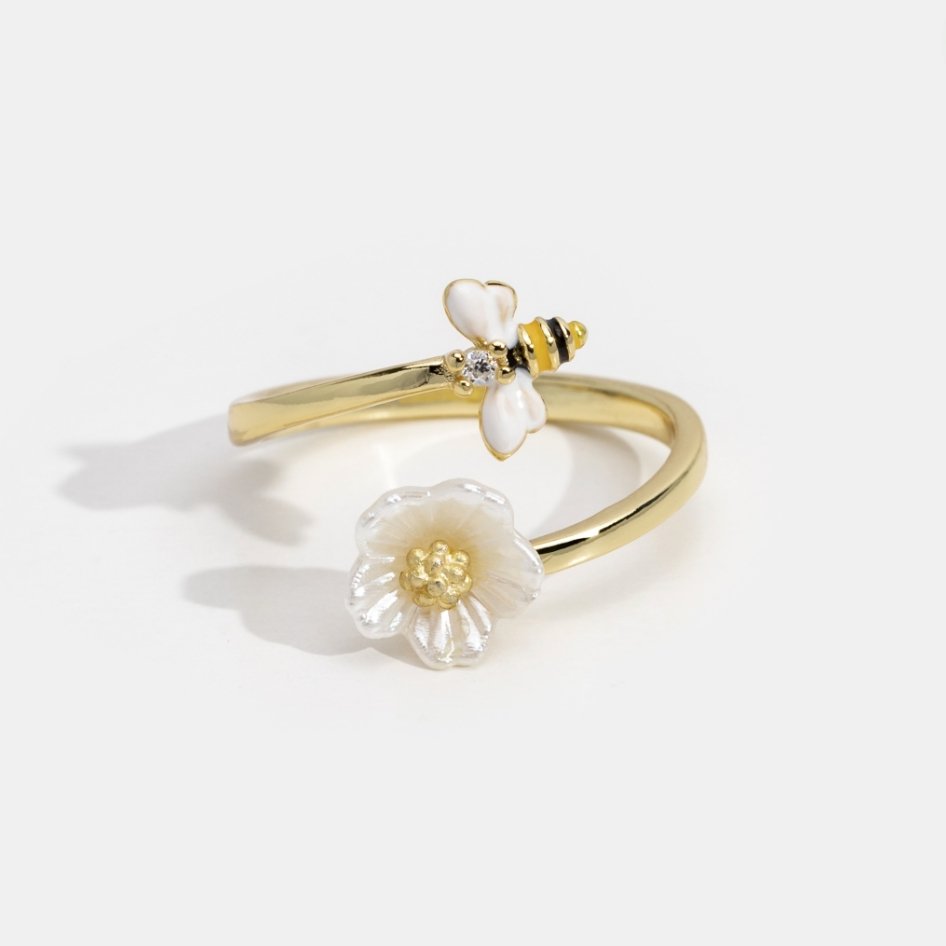 Bague fleur d'abeille en cristal
