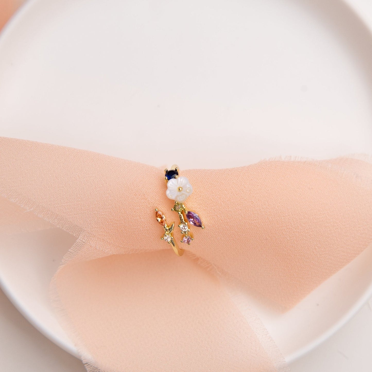 Crystal White Blossom Rings