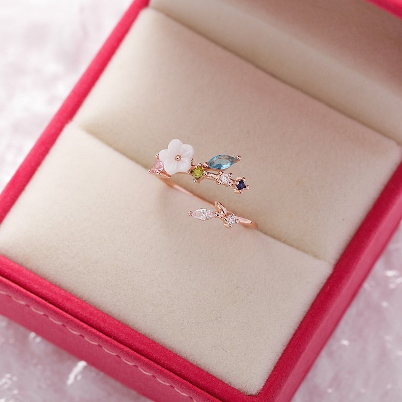 Crystal White Blossom Rings
