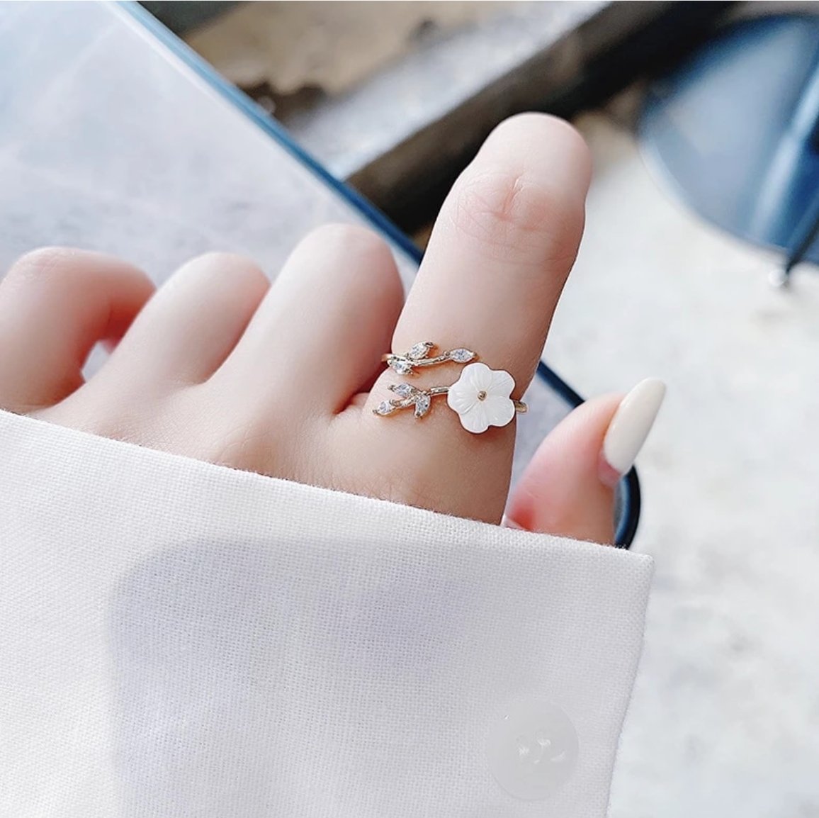Crystal White Blossom Rings